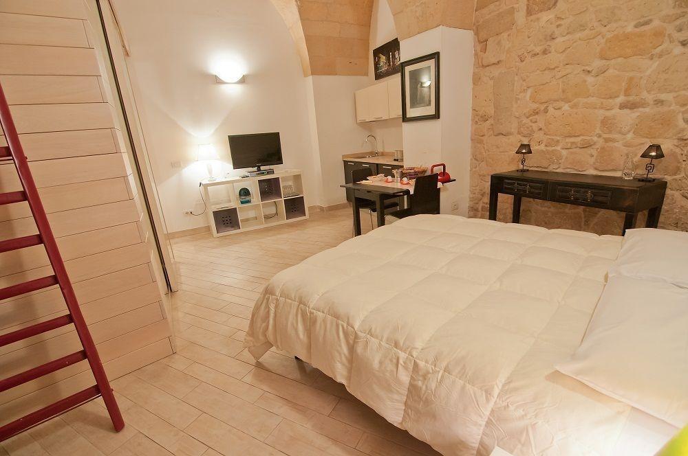Tito Schipa B&B Lecce Exteriör bild