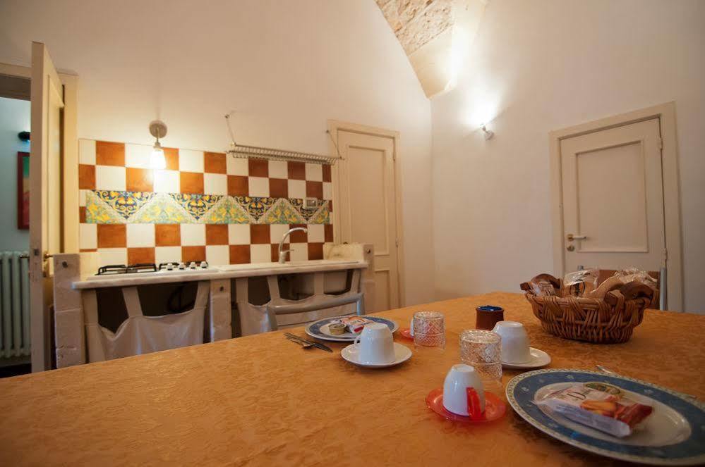 Tito Schipa B&B Lecce Exteriör bild