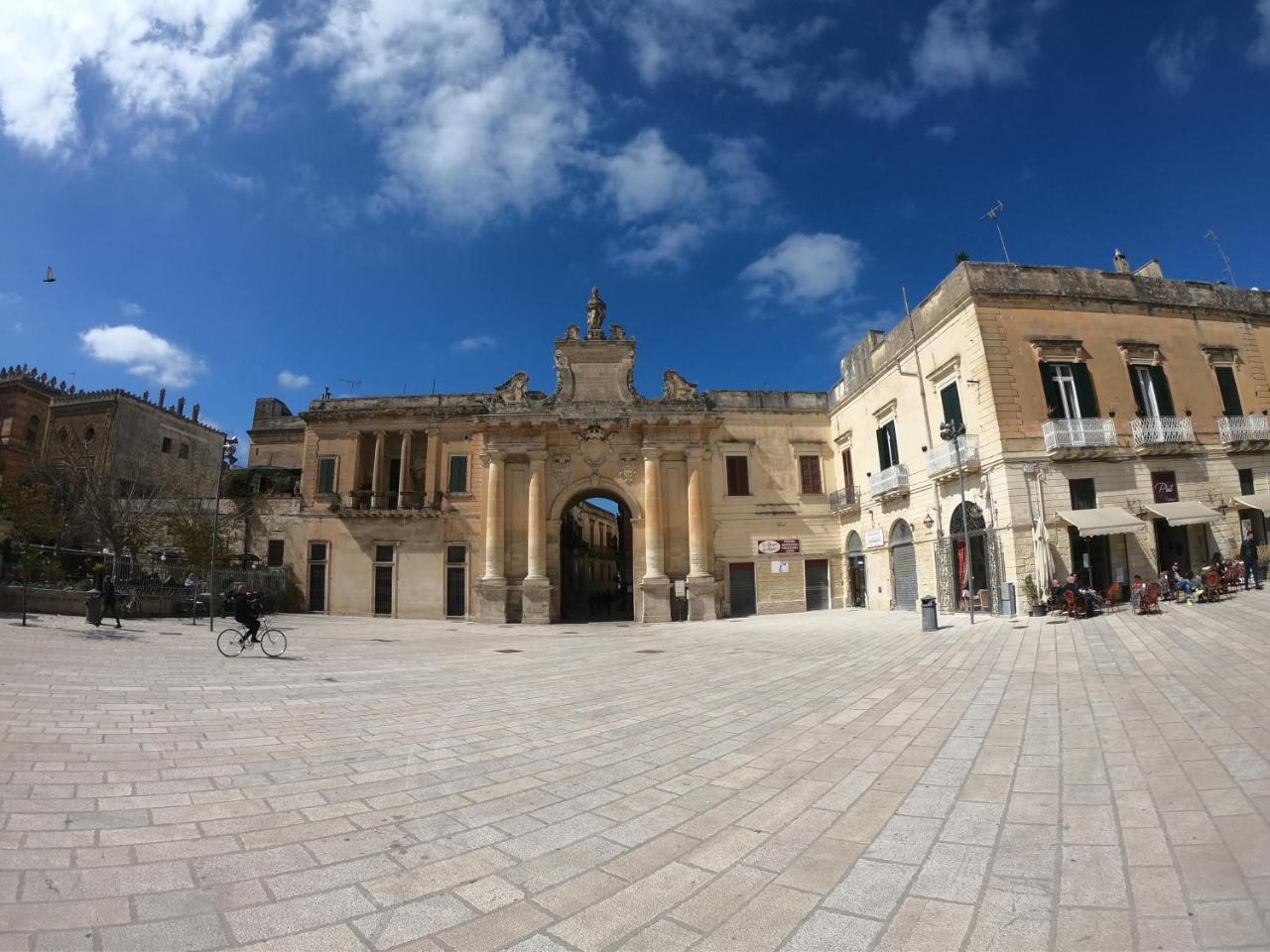 Tito Schipa B&B Lecce Exteriör bild